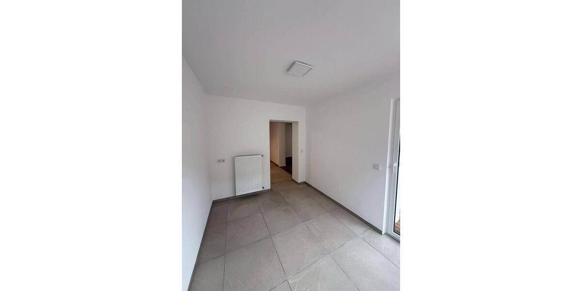 Etagenwohnung Mannheim Seckenheim - 2 Zimmer, 86 m&sup2;, 319.000&euro; | Angebot:26621815