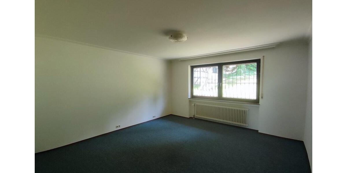 Einfamilienhaus Leimen - 7 Zimmer, 190 m&sup2;, 1.990&euro; | Angebot:21518561