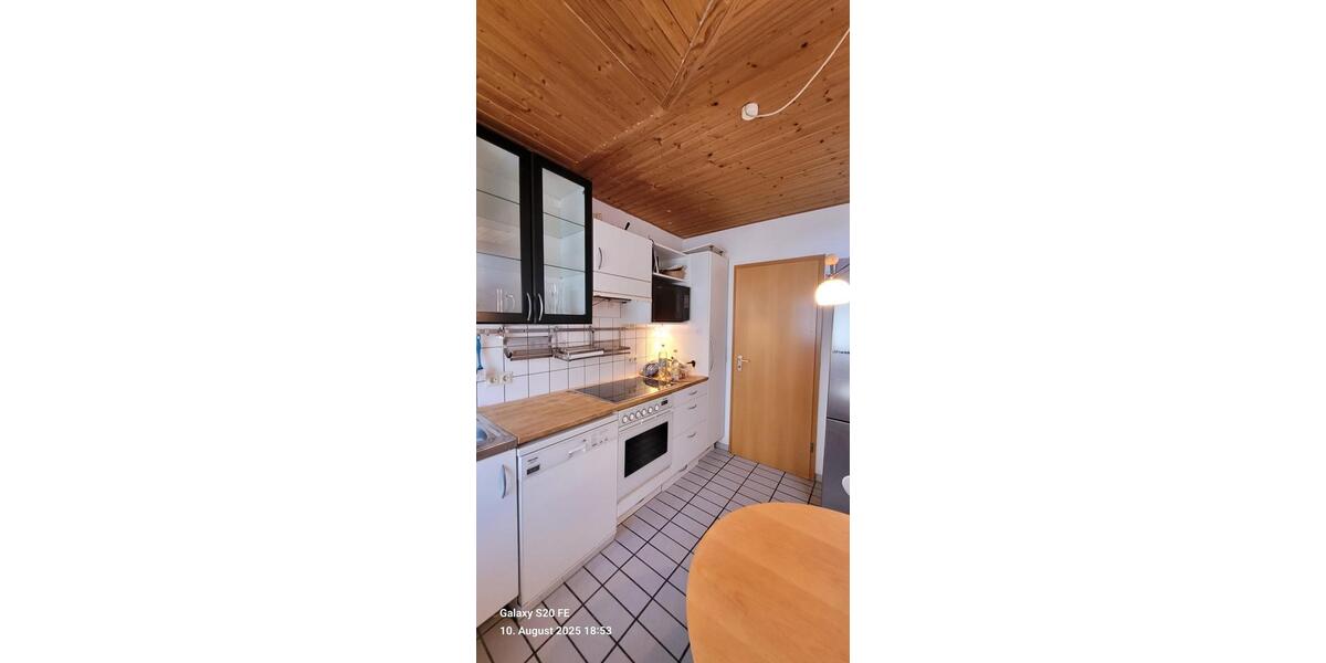 Dachgeschoßwohnung Weinheim - 3 Zimmer, 87 m&sup2;, 1.300&euro; | Angebot:26248947