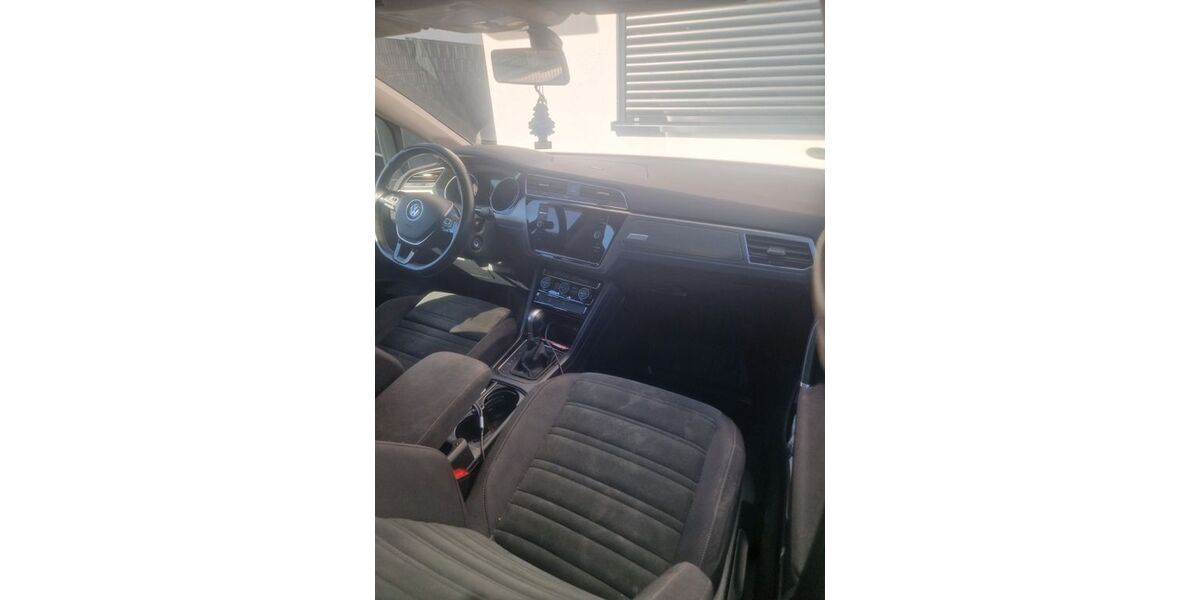 VW Touran 159.000 km 14.899 &euro; Ludwigshafen 68309