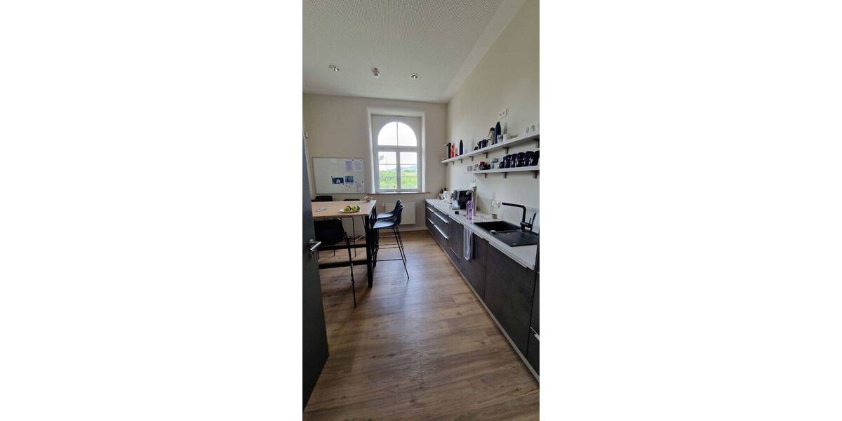 hip: voll ausgestattete S2-Labore und repräsentative Büroflächen zimmer