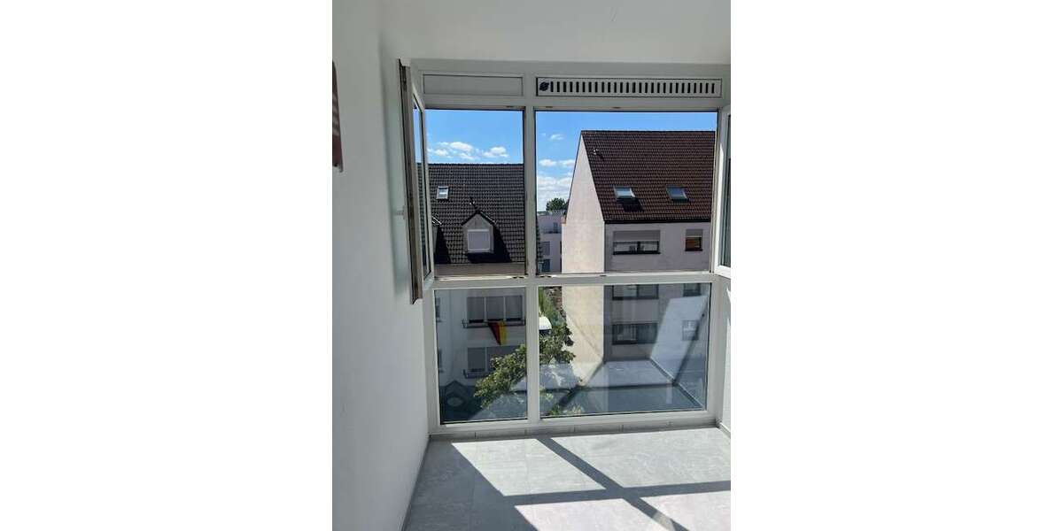 Etagenwohnung Hockenheim - 3 Zimmer, 72 m&sup2;, 792&euro; | Angebot:27093531