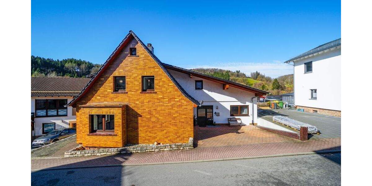 Mehrfamilienhaus, Wohnhaus Wald-Michelbach / Aschbach Aschbach - 6 Zimmer, 249 m&sup2;, 320.000&euro; | Angebot:25908763