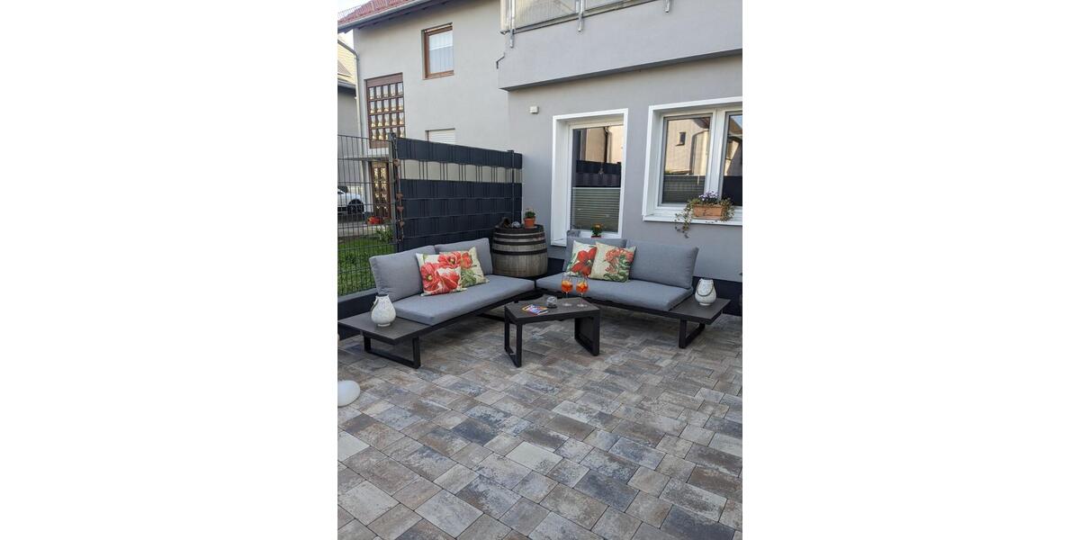 Erdgeschossw. mit moderner Ausstattung in historischem Ambiente 4 zimmer