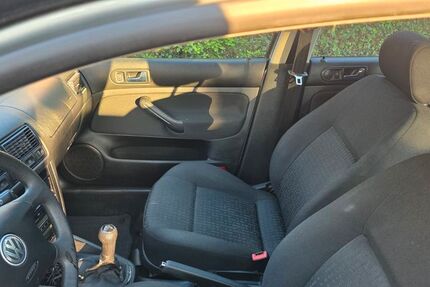VW Golf 134.960 km 6.250 € Philippsburg 76661
