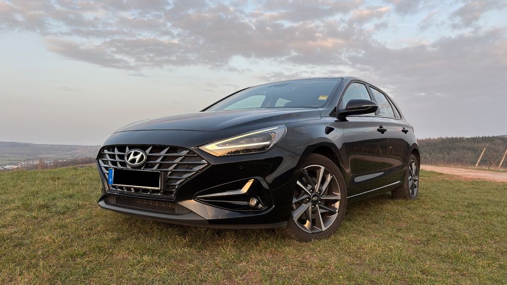 Hyundai i30 90.000 km 13.700 &euro; Haßloch 67454