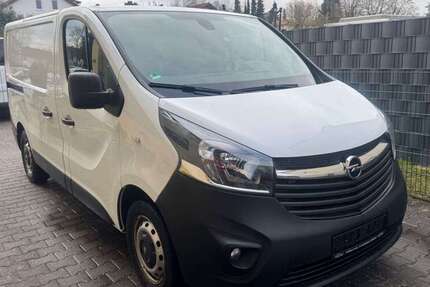 Opel Vivaro 111.000 km 12.700 &euro; Hemsbach 69502