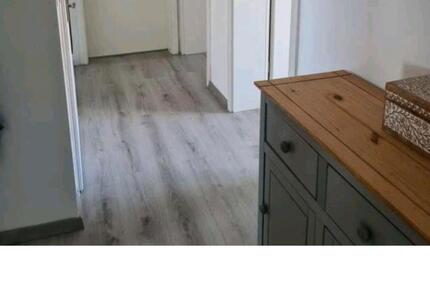 Wohnung Mannheim Rheinau - 4 Zimmer, 96 m&sup2;, 1.400&euro; | Angebot:25299859