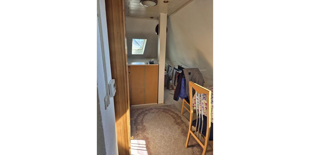 Dachgeschoßwohnung Worms - 2 Zimmer, 60 m&sup2;, 750&euro; | Angebot:26250607