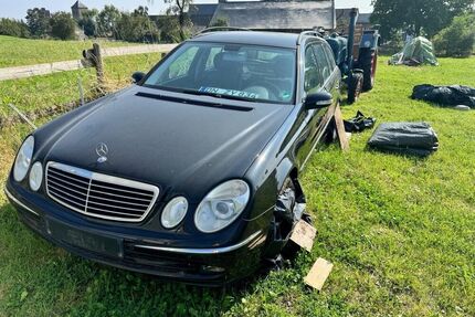 Mercedes E 220