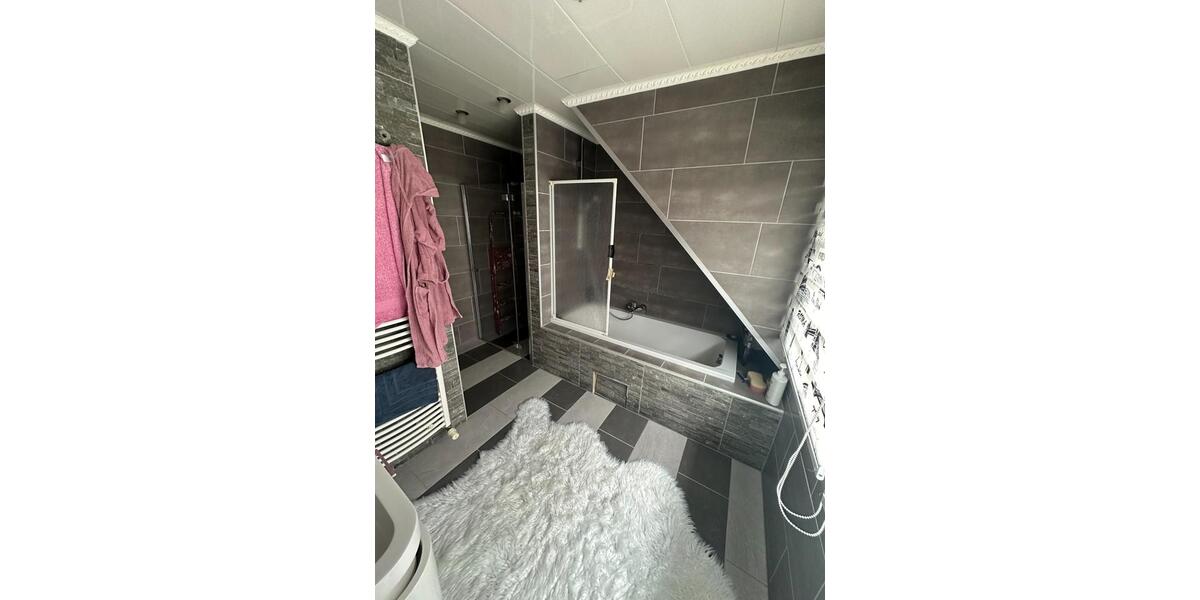 Maisonettenwohnung Mannheim Feudenheim - 5 Zimmer, 160 m&sup2;, 2.100&euro; | Angebot:24508281