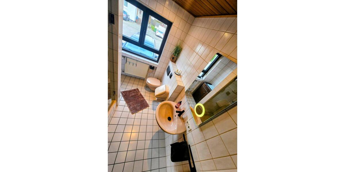 Wohnung mit XXL-Terrasse & Garten + Gartenhaus & Stellplatz 2 zimmer