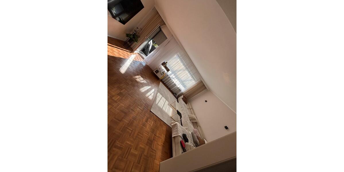 Einfamilienhaus Viernheim - 6 Zimmer, 208 m&sup2;, 2.500&euro; | Angebot:24772876