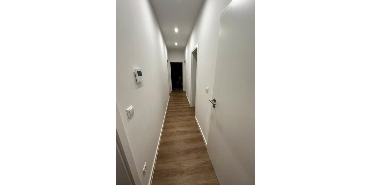 Beste Lage und Moderne WG-Wohnung im Neckarau- Mannheim zimmer