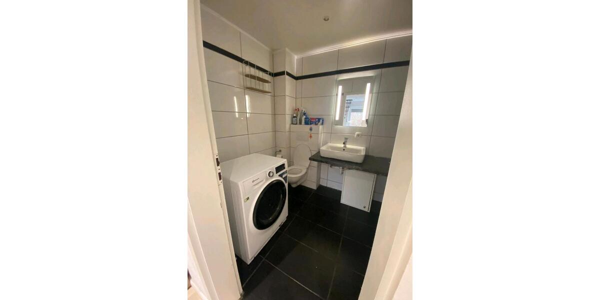 Dachgeschoßwohnung Heppenheim (Bergstraße) - 3.5 Zimmer, 80 m&sup2;, 1.100&euro; | Angebot:25178355