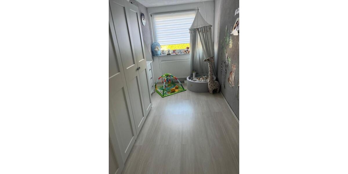 Dachgeschoßwohnung Mannheim Käfertal - 3 Zimmer, 75 m&sup2;, 1.350&euro; | Angebot:26550366
