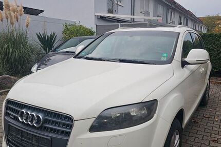 Audi Q7 299.850 km 5.990 &euro; MANNHEIM 68307