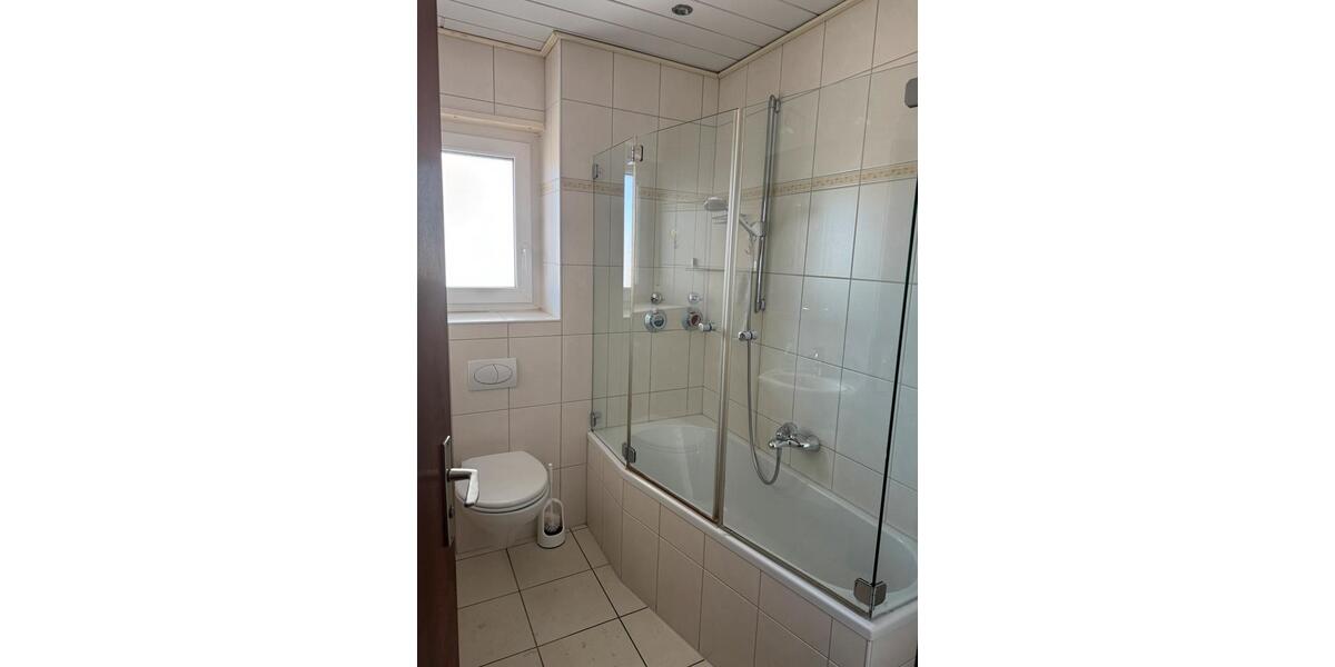 Etagenwohnung Mannheim Hochstätt - 3 Zimmer, 80 m&sup2;, 245.000&euro; | Angebot:26809183