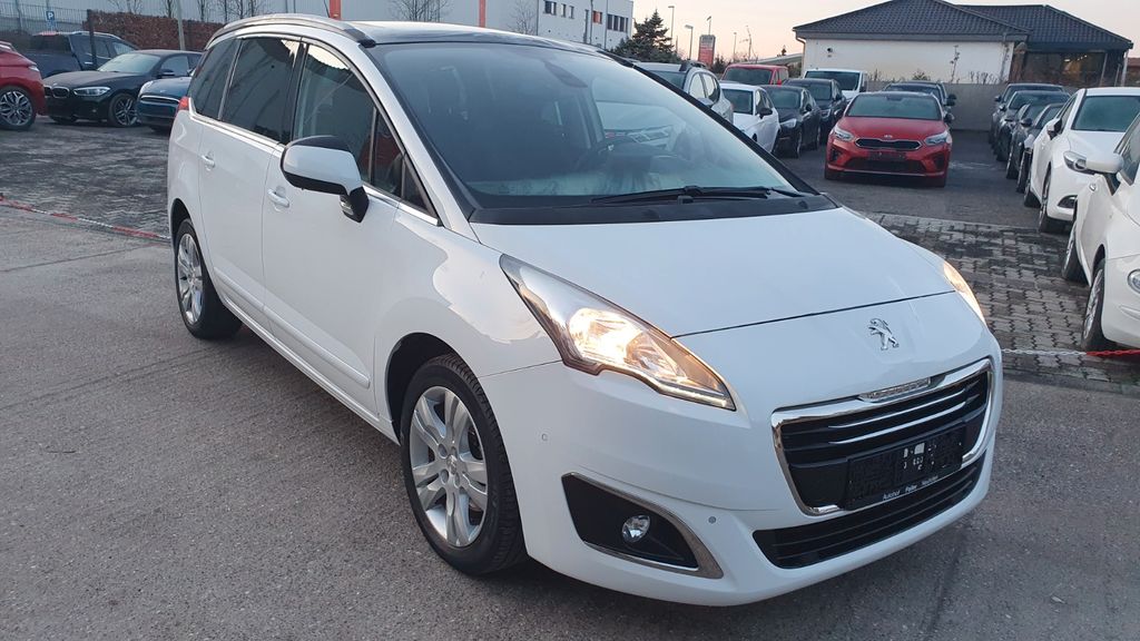 Peugeot 5008 98.000 km 11.000 &euro; Neuhofen 67141