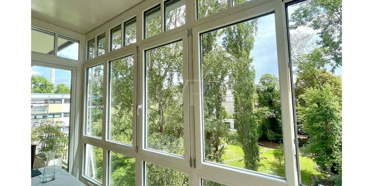 Luxeriöse Beletage mit Balkon in unmittelbarer Nähe zum Luisenpark 5 zimmer