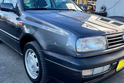 VW Vento 127.000 km 4.900 € Mannheim 68199