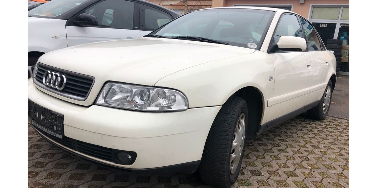 Audi A4 225.917 km 1.588 &euro; Wiesloch 69168
