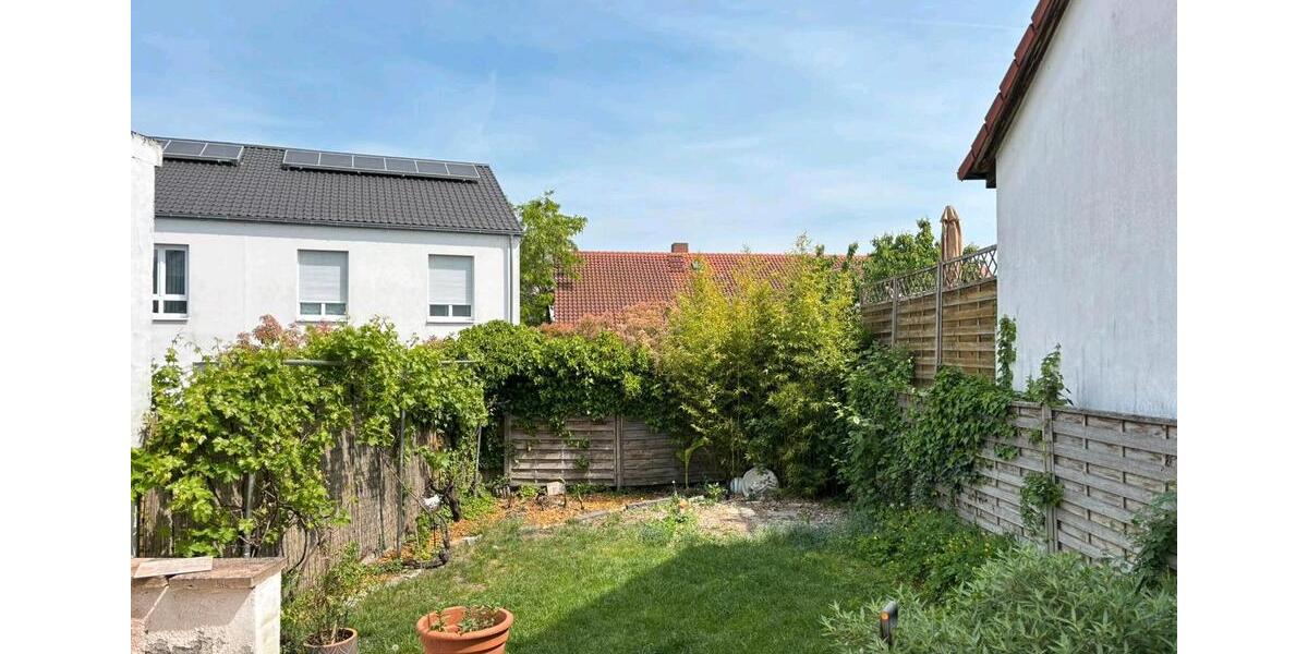 Einfamilienhaus Ludwigshafen am Rhein Rheingönheim - 8 Zimmer, 114 m&sup2;, 368.000&euro; | Angebot:26648008