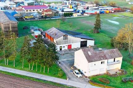 Grundstück zu verkaufen in Lingenfeld 695.000 € 11105 m²