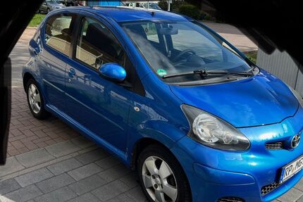 Toyota Aygo (X) 186.000 km 1.950 &euro; Schifferstadt 67105