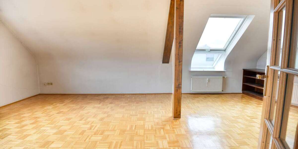 3 ZKB DG & 2 ZKB Souterrain Whg Sofort beziehbar Garage & 2 Stellplätze inkl 5 zimmer