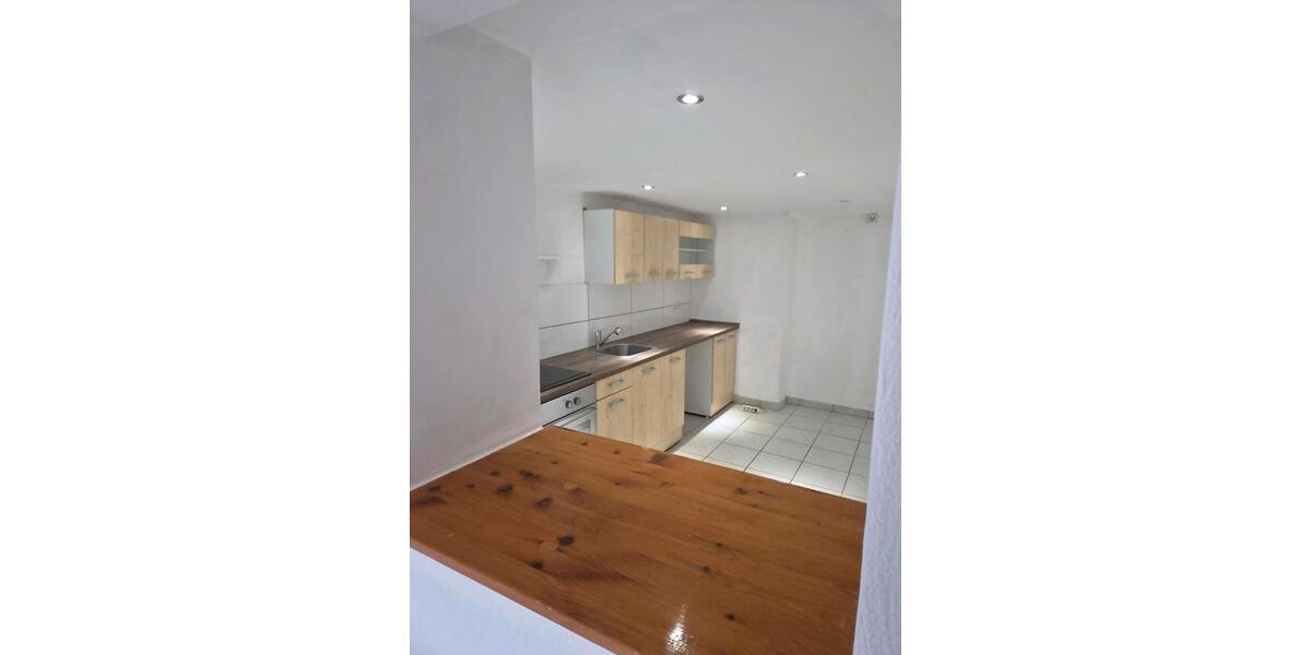 Etagenwohnung Ludwigshafen am Rhein Ludwigshafen-Oggersheim - 2 Zimmer, 50 m&sup2;, 600&euro; | Angebot:26238648