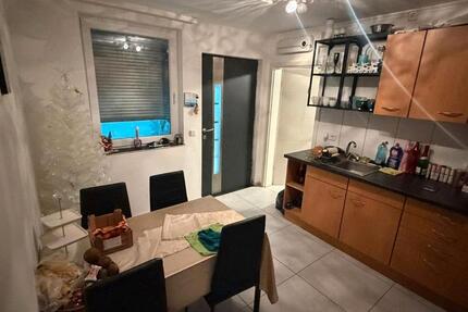 LU Friesenheim Mini-Haus 1 ZKB 28 qm mit Garten 1 zimmer