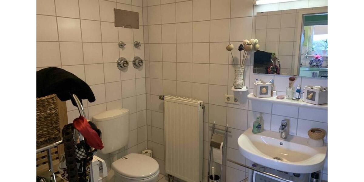 Dachgeschoßwohnung Bensheim - 3 Zimmer, 67 m&sup2;, 900&euro; | Angebot:27620921