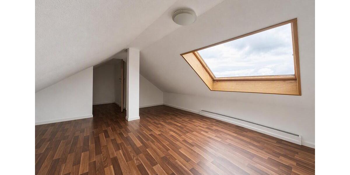 Dachgeschoßwohnung Mannheim Feudenheim - 3 Zimmer, 86 m&sup2;, 1.200&euro; | Angebot:27598112