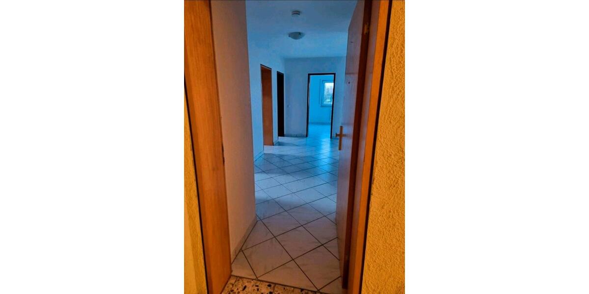 Etagenwohnung Waghäusel - 3.5 Zimmer, 83 m&sup2;, 258.500&euro; | Angebot:26223411