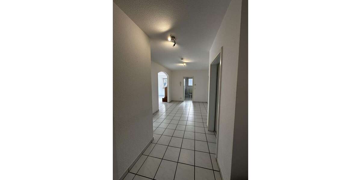 Etagenwohnung Bensheim-Hochstetten Hochstetten - 3 Zimmer, 85 m&sup2;, 1.050&euro; | Angebot:25429377