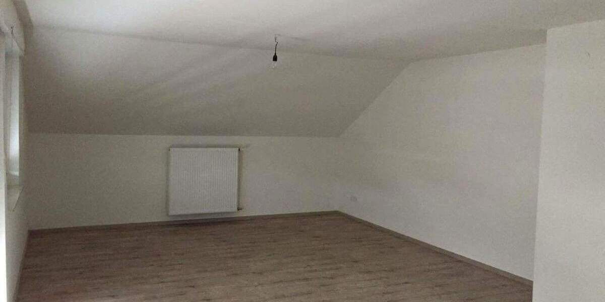 Etagenwohnung Walldorf - 3 Zimmer, 90 m&sup2;, 329.000&euro; | Angebot:25696030