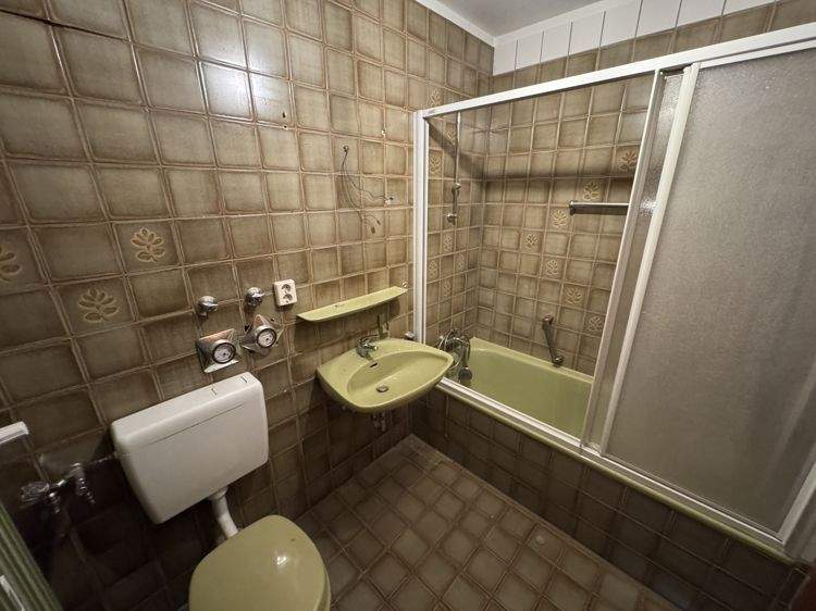 Etagenwohnung Weinheim - 2 Zimmer, 65 m&sup2;, 230.000&euro; | Angebot:25335883