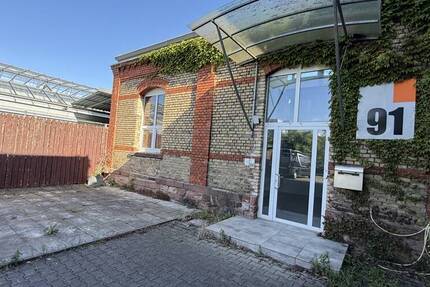 Gewerbeobjekt Mannheim Neuostheim - 8 Zimmer, 239 m&sup2;, 2.390&euro; | Angebot:26290579