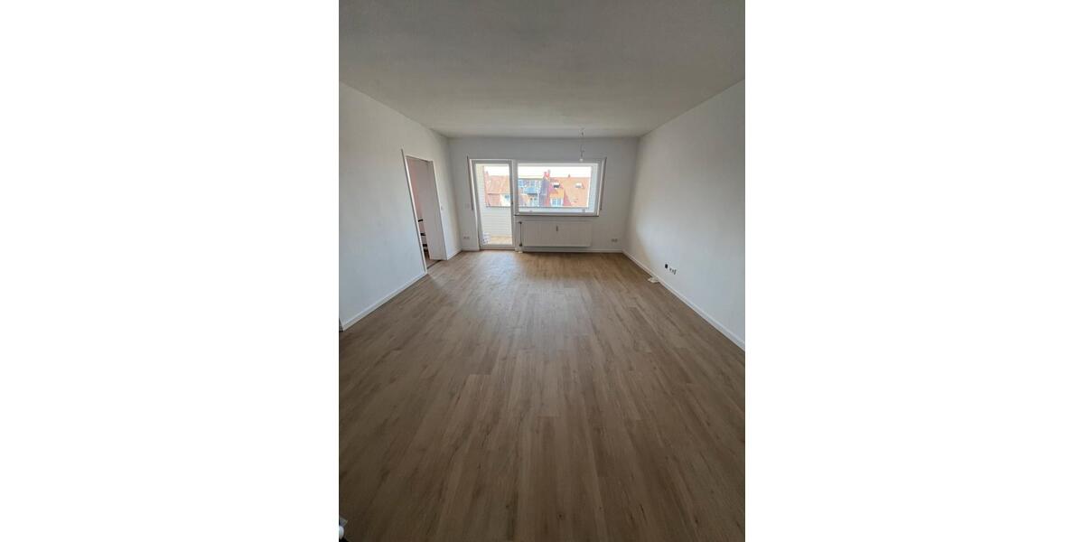 Schöne 3 ZKB-Wohnung+EBK, Loggia, TG, nähe BASF, neu renoviert 3 zimmer