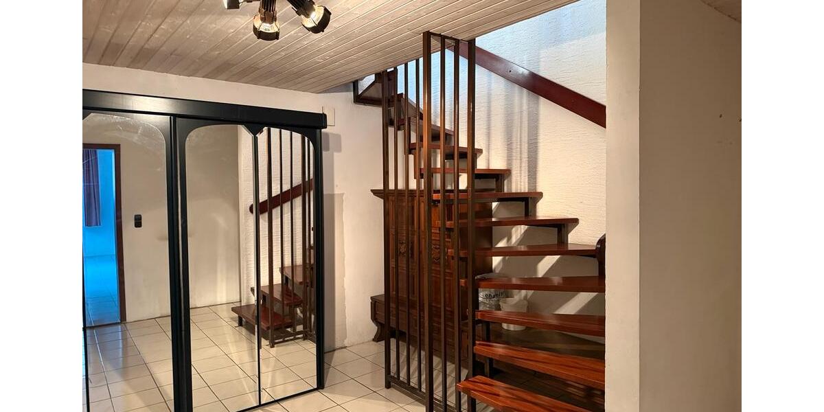 Doppelhaushälfte Mannheim Gartenstadt - 5 Zimmer, 175 m&sup2;, 530.000&euro; | Angebot:26569026