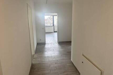 Helle 3-Zimmer-Wohnung mit schöner Terrasse