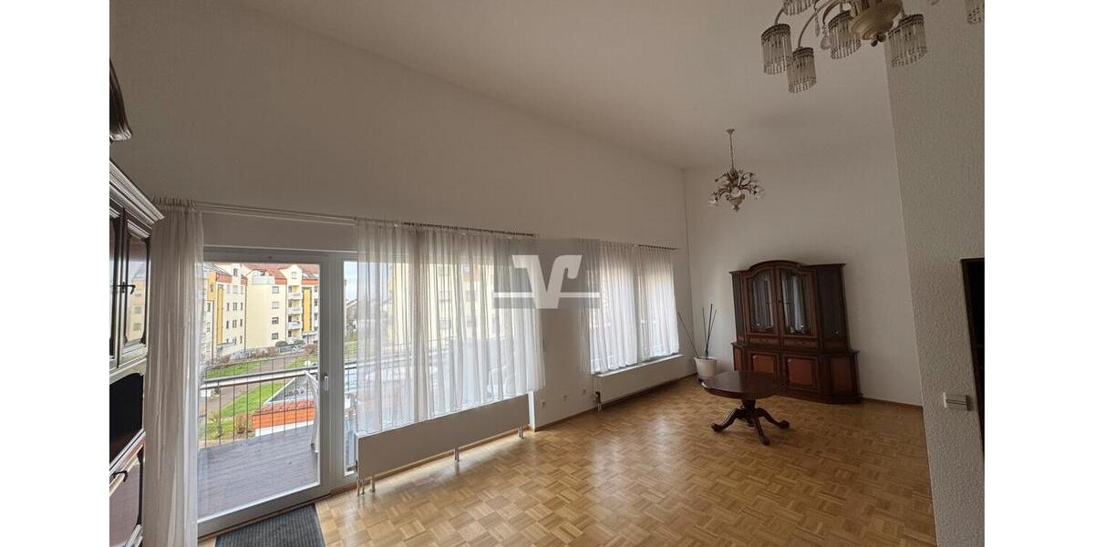 Etagenwohnung Limburgerhof - 2.5 Zimmer, 103 m&sup2;, 1.250&euro; | Angebot:25053128