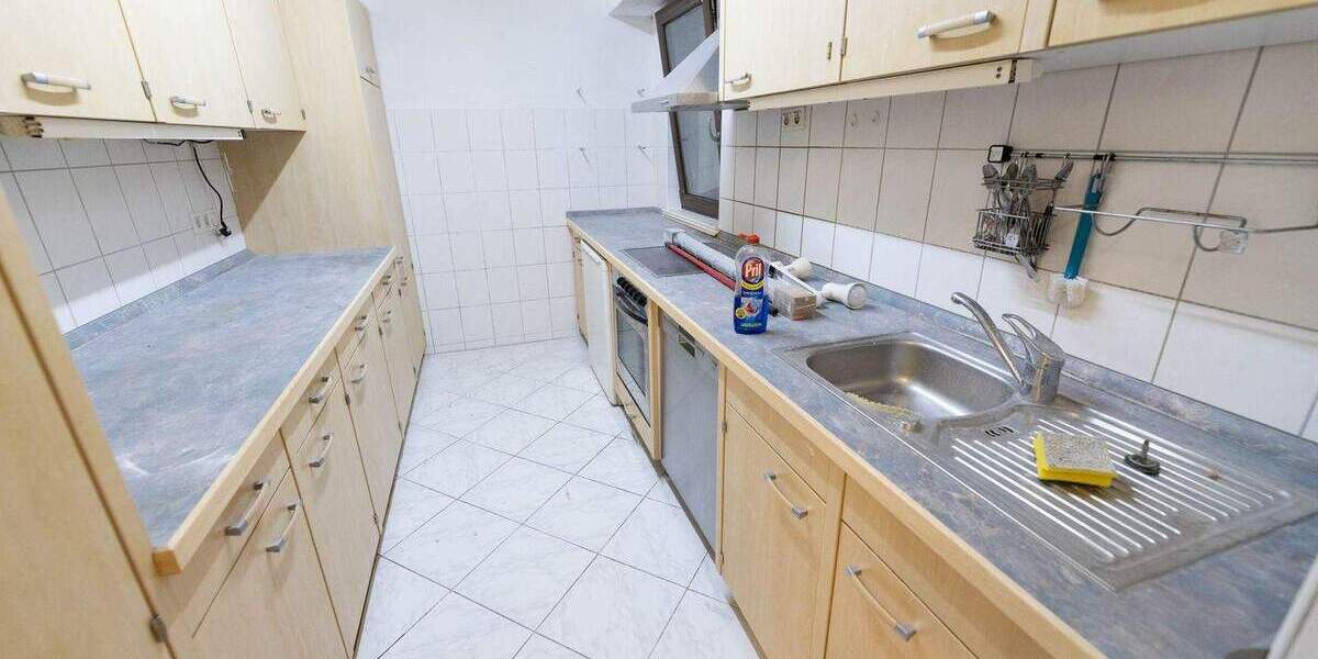 Doppelhaushälfte Brühl - 7 Zimmer, 228 m&sup2;, 550.000&euro; | Angebot:25141859