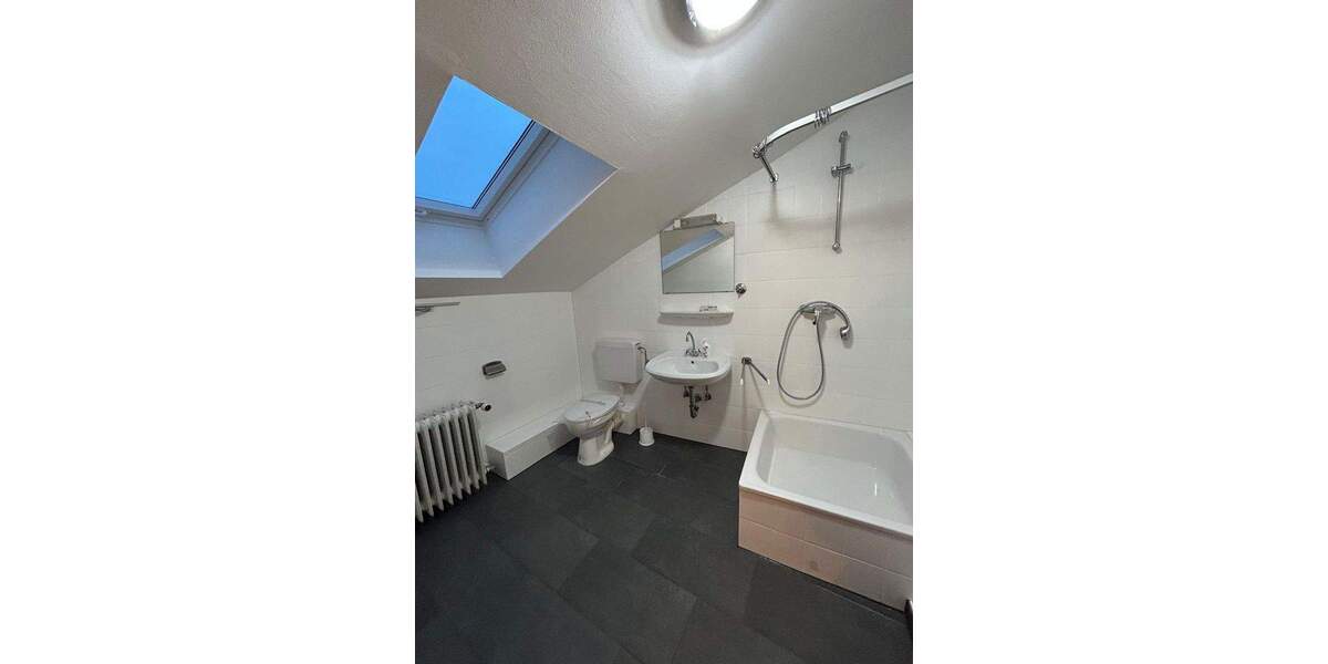 Exklusives Einfamilienhaus in Worms mit großzügiger Terrasse, EBK, Kamin und KLIMA - PROVISIONSREI 5 zimmer