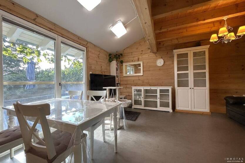 Neuwertiges Fullwood-Holzhaus (BJ 2016) mit Garten, Garage & Werkstatt in Hochdorf