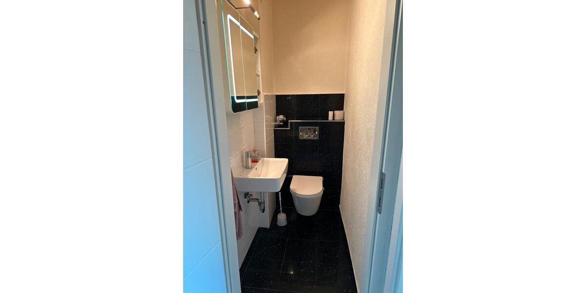 Provisionsfrei: ab Ende Januar frei,3-ZKB-Wohnung in Mannheim 3 zimmer