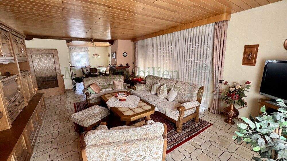 Doppelhaushälfte Lampertheim - 4 Zimmer, 132 m&sup2;, 279.000&euro; | Angebot:25740053