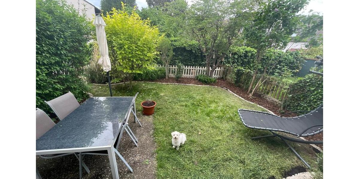 3ZKB, ca. 80m2 EG, Gäste WC, kleiner Garten u. 25m2 Keller 3 zimmer