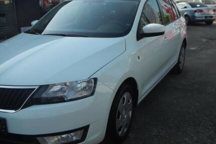 Skoda Rapid 197.600 km 8.390 &euro; Bensheim 64625